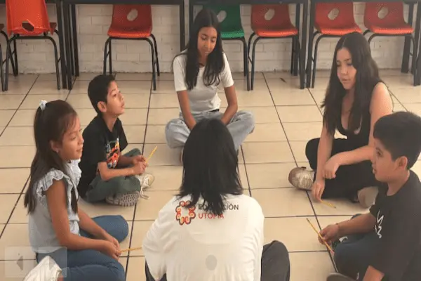 Educación Utopía Transforma Escuelas Públicas