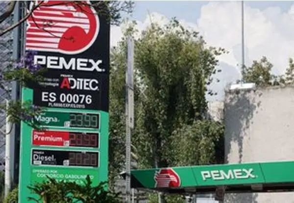 Gasolineros acuerdan con Sheinbaum límite al diésel de 28 pesos